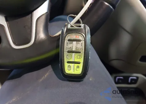 2017 Chrysler Pacifica Touring-L из США, поврежденный, VIN 2C4RC1BG0HR576249